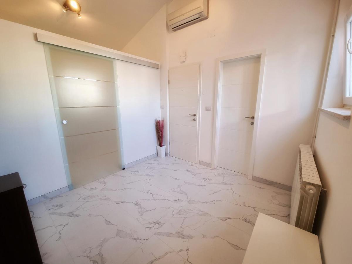 Apartment Ivis Vinkuran Exteriör bild